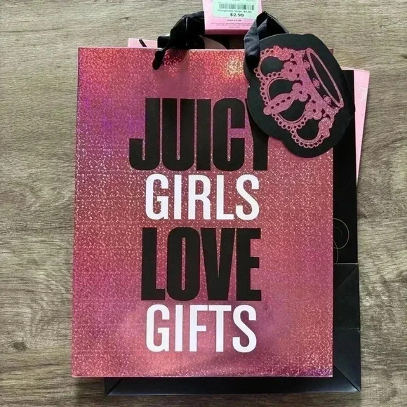 Juicy Couture Home 3 Piece Gift Bag Set With Gift Tags Velvet Handles - Picture 4 of 10